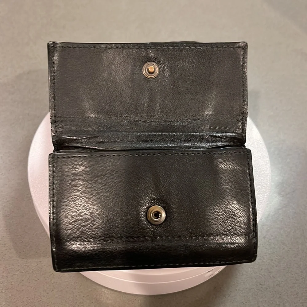 Bottega Veneta Authentic Man Leather Wallet in great condition